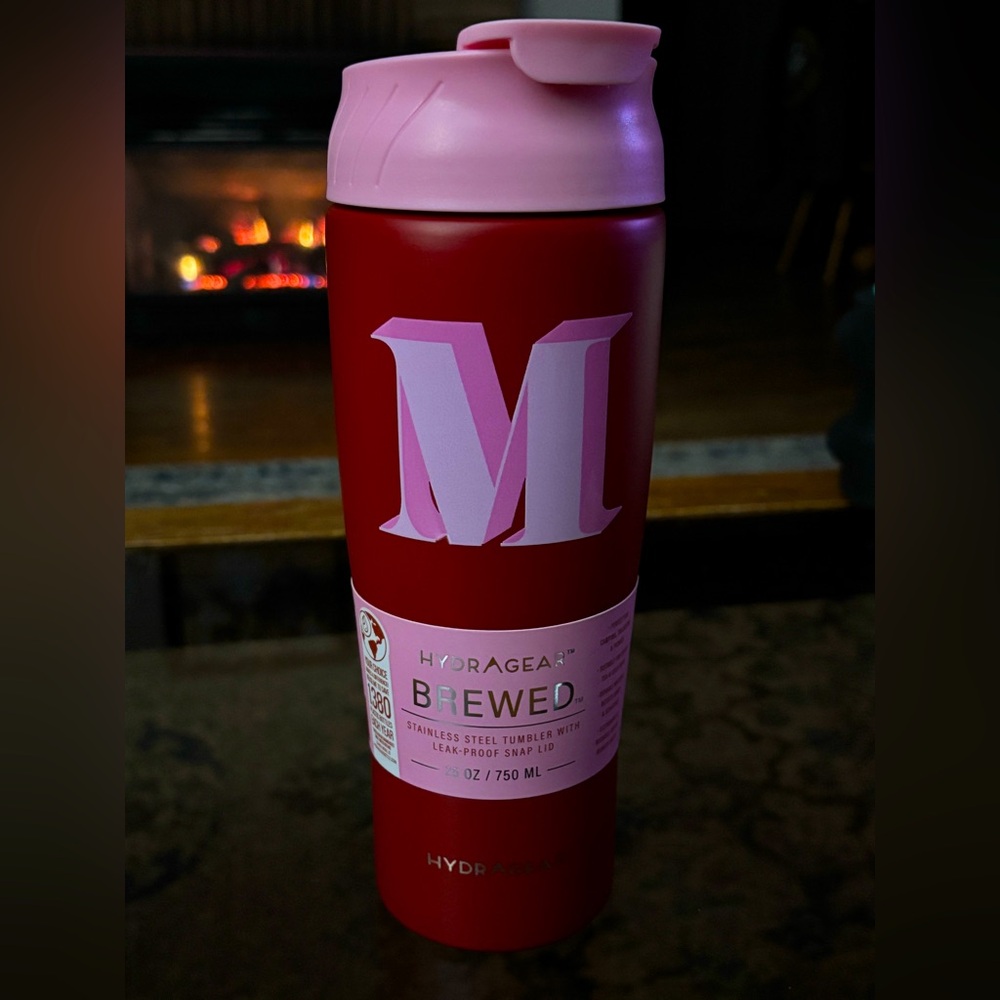 Hydragear 25oz. Red & Pink Monogram “M” Tumbler! BNWT.